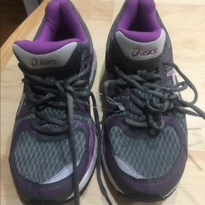 Asics gel Forte woman size 9.5